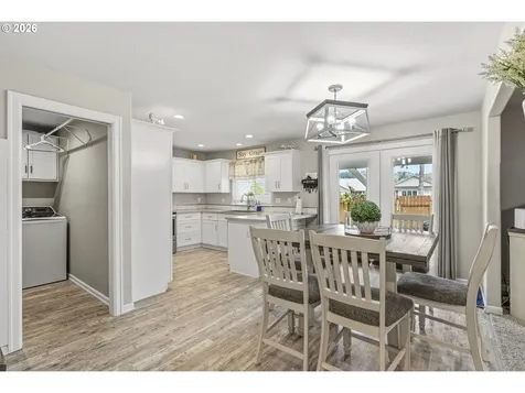 1826 Island Drive Longview WA 98632