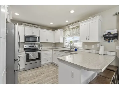 1826 Island Drive Longview WA 98632