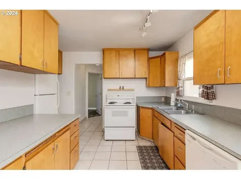 7125 Ridgeway Road Sheridan OR 97378