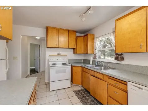 7125 Ridgeway Road Sheridan OR 97378