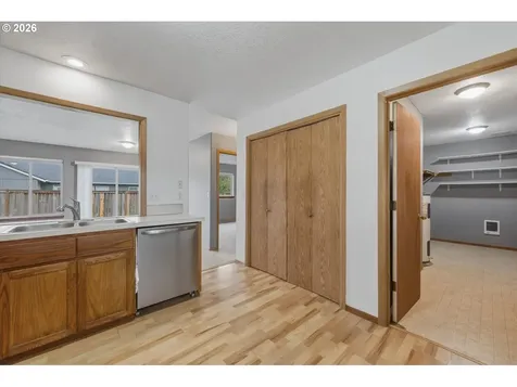 118 Balboa Loop Kelso WA 98626