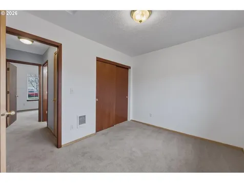 118 Balboa Loop Kelso WA 98626