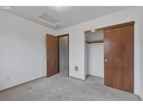 118 Balboa Loop Kelso WA 98626