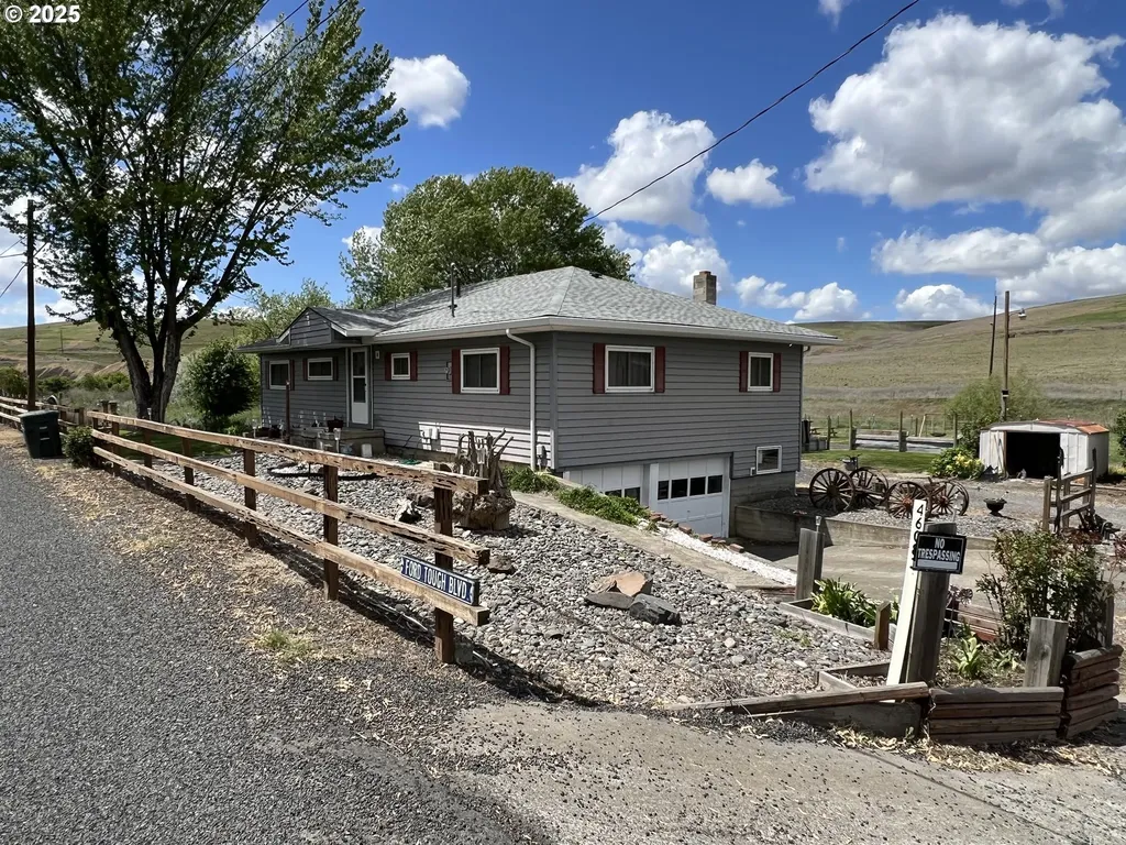 46083 Adams Road Pendleton OR 97801