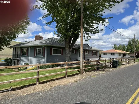 46083 Adams Road Pendleton OR 97801