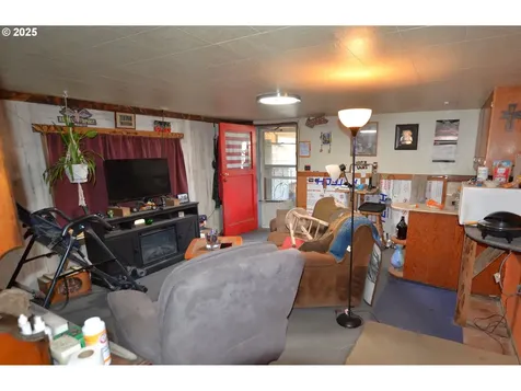 46083 Adams Road Pendleton OR 97801