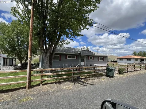 46083 Adams Road Pendleton OR 97801