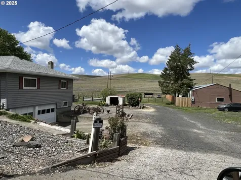 46083 Adams Road Pendleton OR 97801