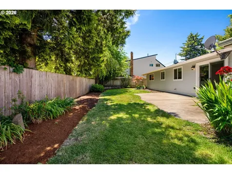 1810 NE 155th Avenue Portland OR 97230