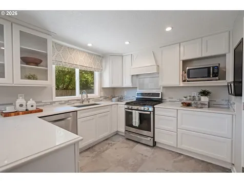 1810 NE 155th Avenue Portland OR 97230