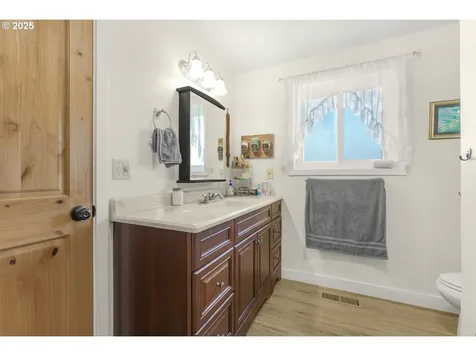 930 Cheryl Street Aumsville OR 97325