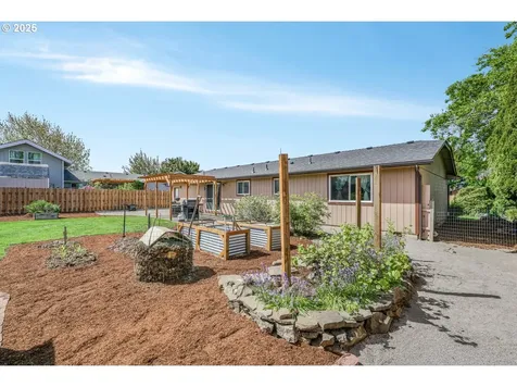 930 Cheryl Street Aumsville OR 97325