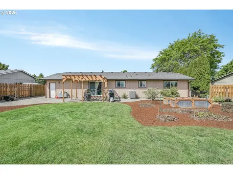930 Cheryl Street Aumsville OR 97325