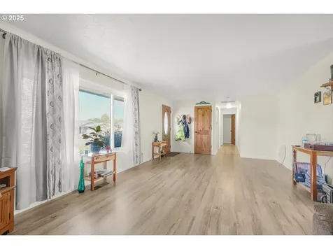 930 Cheryl Street Aumsville OR 97325