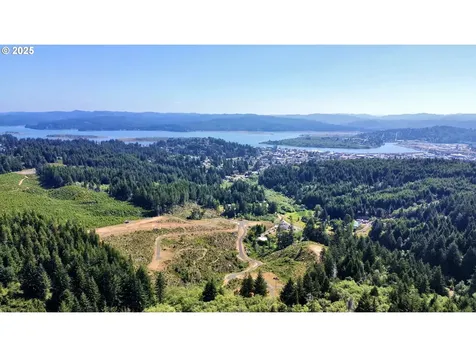 000 Trail Lane Coos Bay OR 97420