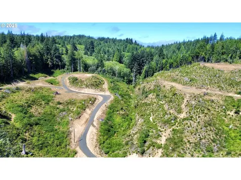 000 Trail Lane Coos Bay OR 97420