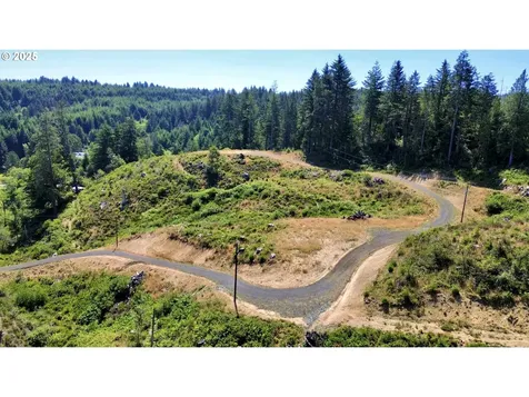 000 Trail Lane Coos Bay OR 97420