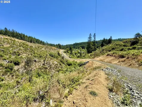 000 Trail Lane Coos Bay OR 97420
