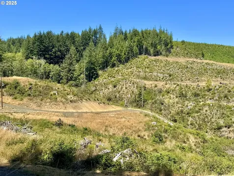 000 Trail Lane Coos Bay OR 97420