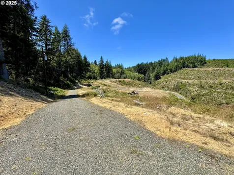 000 Trail Lane Coos Bay OR 97420
