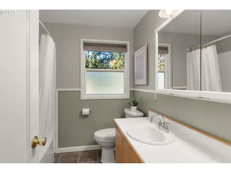 11905 SW Douglas Street Portland OR 97225