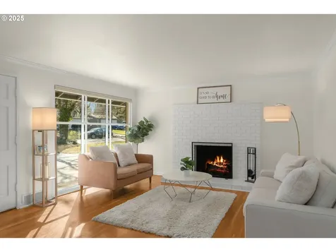 11905 SW Douglas Street Portland OR 97225