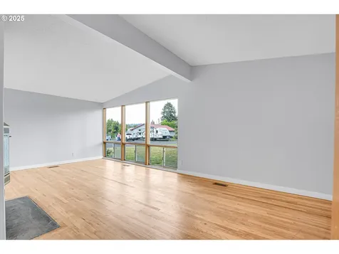 6255 SW Mad Hatter Lane Beaverton OR 97008