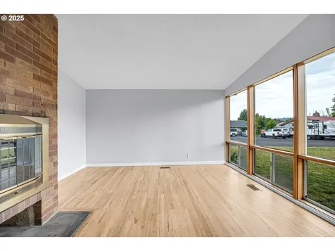 6255 SW Mad Hatter Lane Beaverton OR 97008