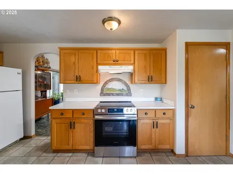 1108 N Hadley Road Newberg OR 97132