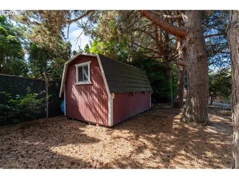 1108 N Hadley Road Newberg OR 97132
