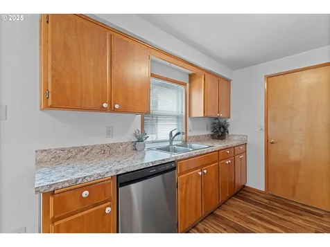 1804 N Aldersgate Lane Newberg OR 97132