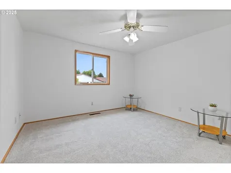 1804 N Aldersgate Lane Newberg OR 97132
