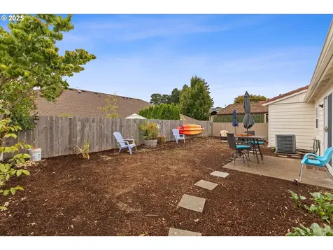 1804 N Aldersgate Lane Newberg OR 97132