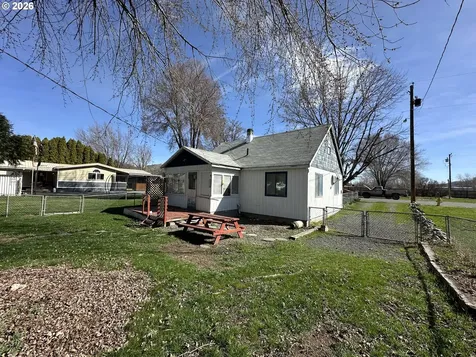 421 Cottonwood Mount Vernon OR 97865