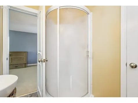 9631 SE Clatsop Street Portland OR 97266