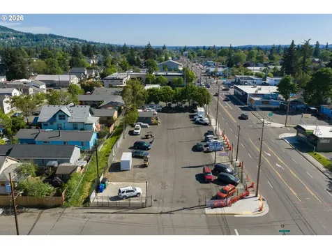 5826 SE 82nd Avenue Portland OR 97266