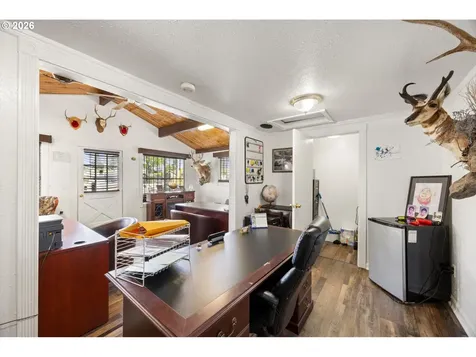 5826 SE 82nd Avenue Portland OR 97266