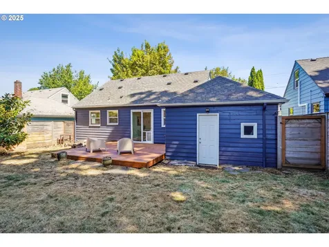 9415 N Portsmouth Avenue Portland OR 97203