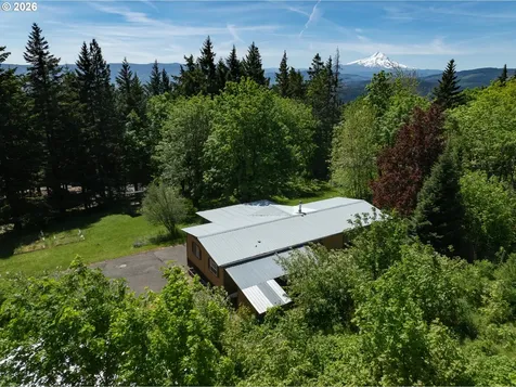 31 Ashley Drive Underwood WA 98651