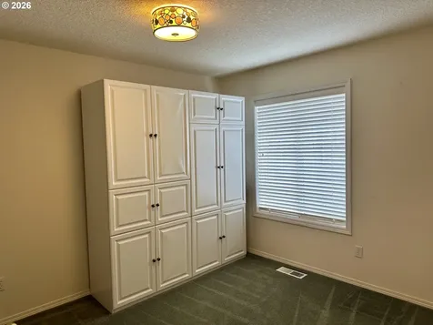 1843 NW 29th Circle Camas WA 98607