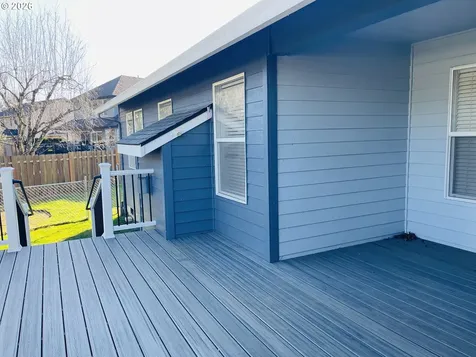 1843 NW 29th Circle Camas WA 98607