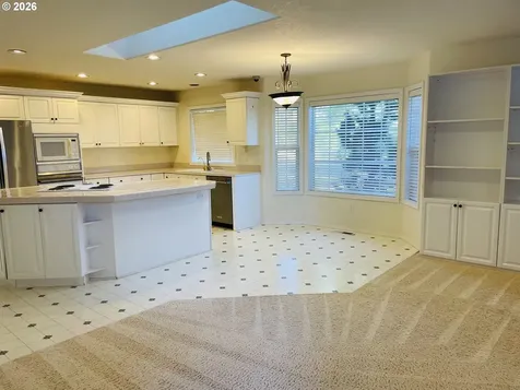 1843 NW 29th Circle Camas WA 98607
