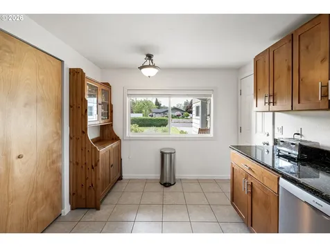2895 Ferry Street Eugene OR 97405