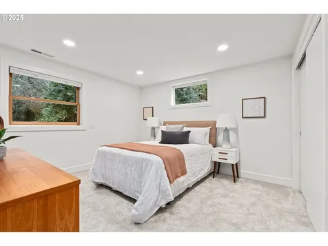 10441 SW Ridgeview Lane Portland OR 97219