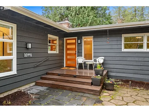 10441 SW Ridgeview Lane Portland OR 97219