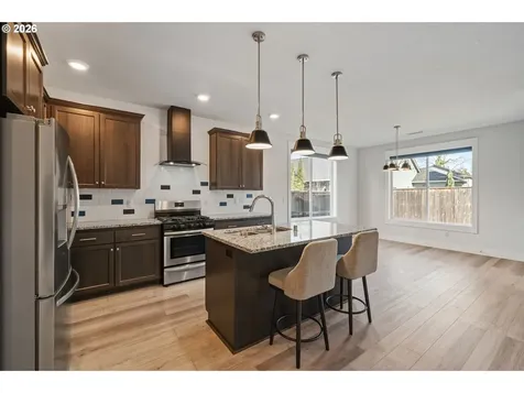 7007 NW 22nd Avenue Vancouver WA 98665