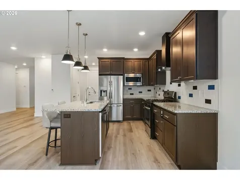 7007 NW 22nd Avenue Vancouver WA 98665