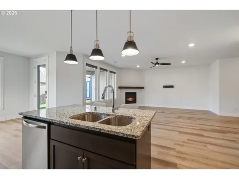 7007 NW 22nd Avenue Vancouver WA 98665