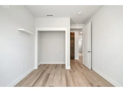 7007 NW 22nd Avenue Vancouver WA 98665