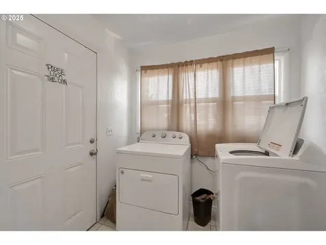 3118 Richard Avenue Eugene OR 97402
